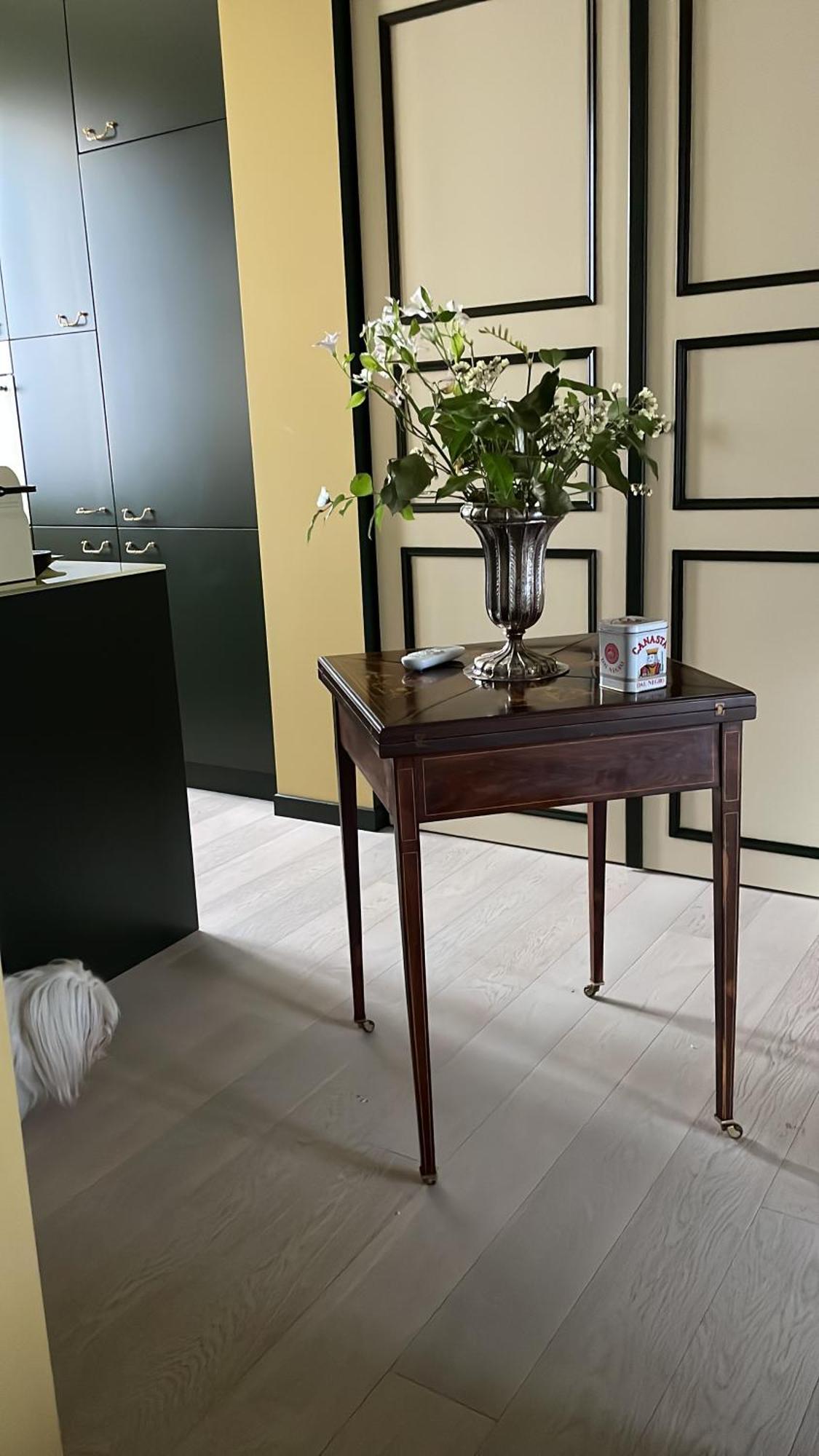 La Fontana Tra I Tetti - *